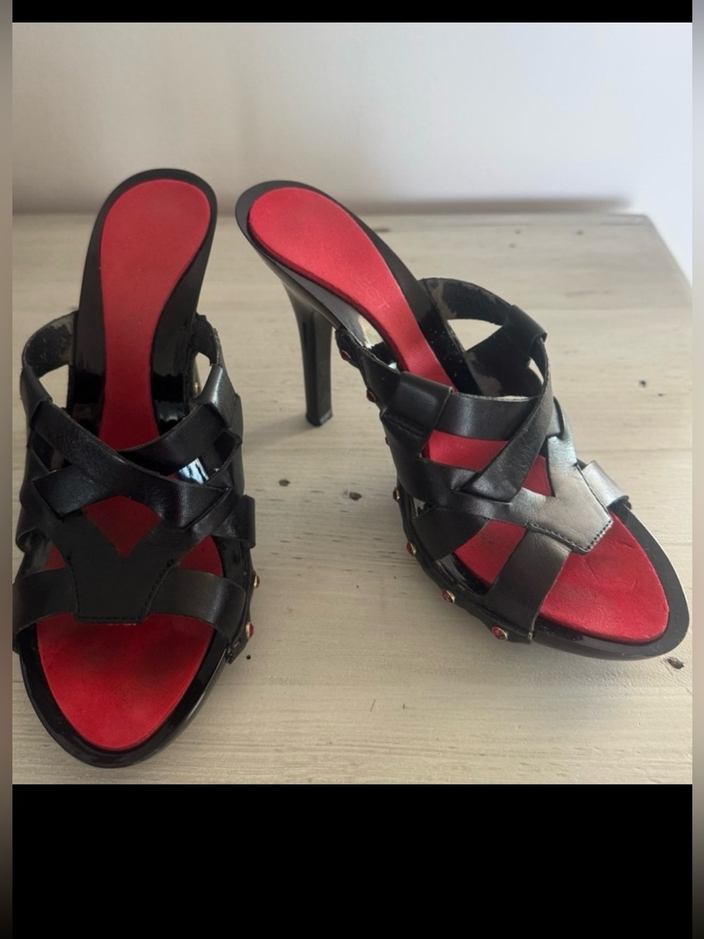 Nine West Elegant Black and Red Women's Heels. Excellent condition!